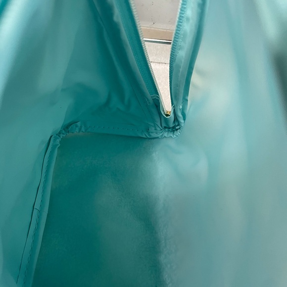 Christian Dior Cosmetics Bag - Picture 6 of 6